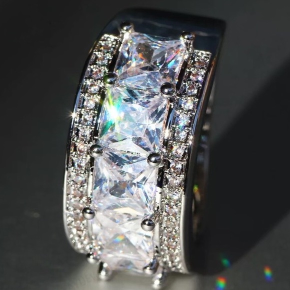 NEW💍8.7 CT 925 Sterling Silver Engagement Ring - Picture 2 of 4